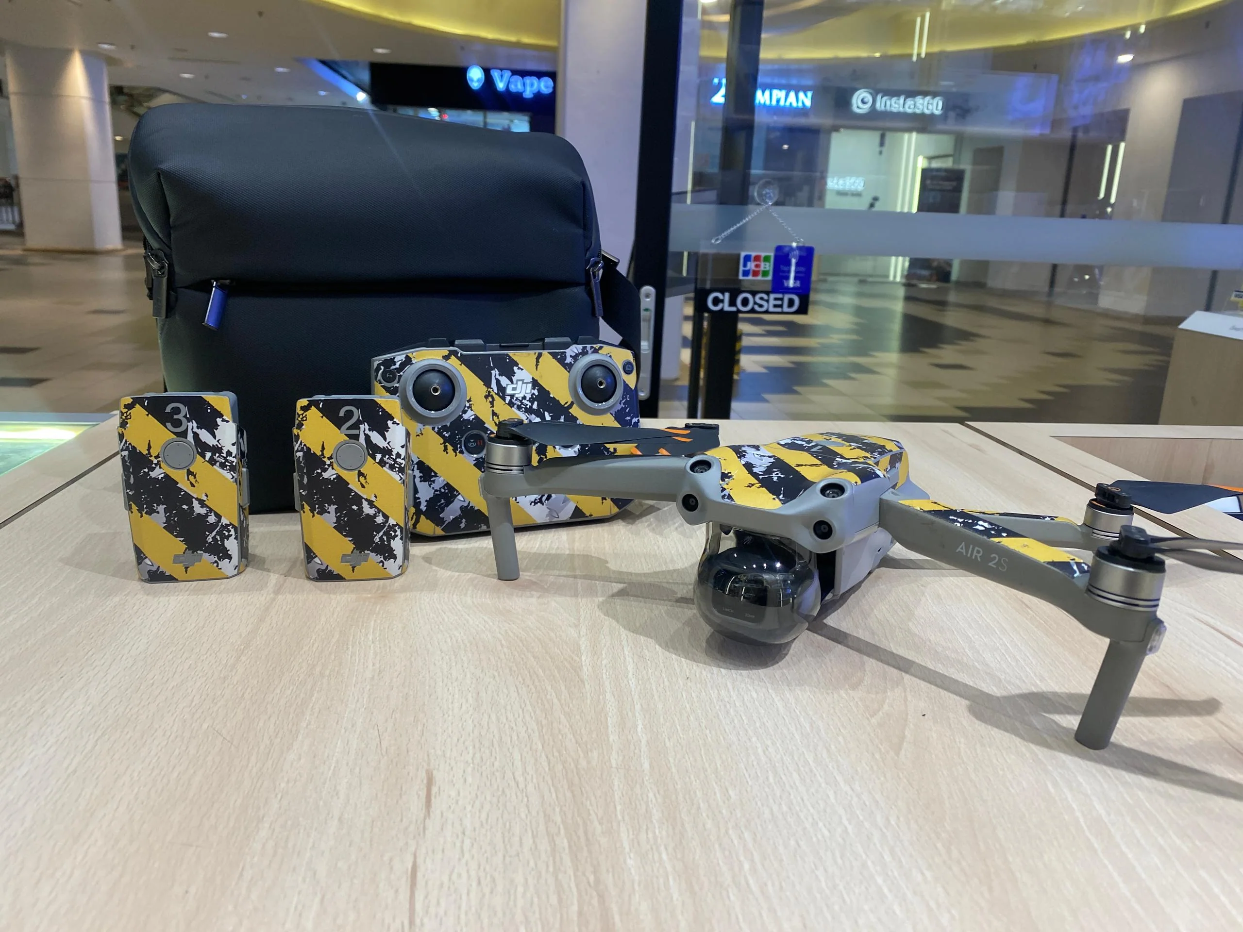 DJI AIR 2S (3 BATTERIES) - Image 3
