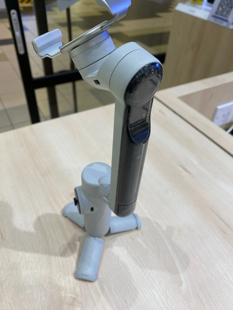 INSTA360 FLOW (DISPLAY UNIT) - Image 6